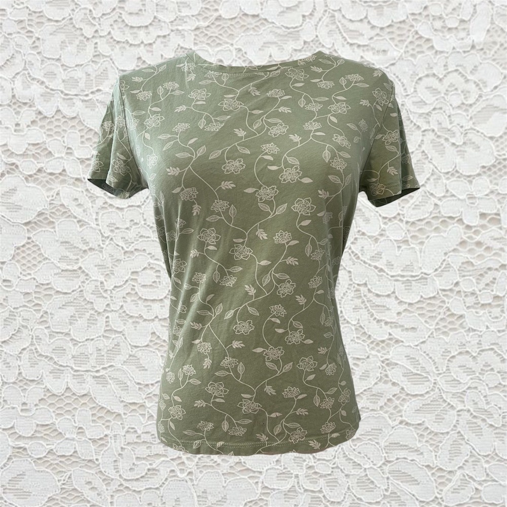 vintage green and white floral ivy patterned graphic baby tee
